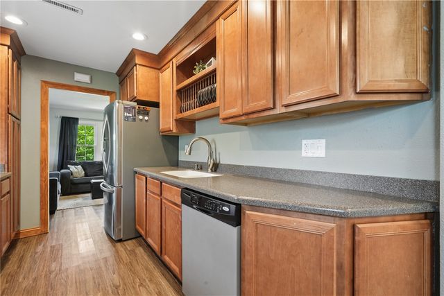 415 Linwood Street SW, Cedar Rapids, IA 52404