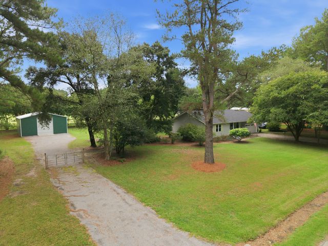 2629 Cooper Store Road, Moncks Corner, SC 29461