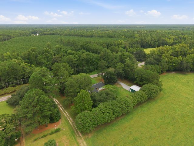 2629 Cooper Store Road, Moncks Corner, SC 29461