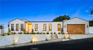 831 Teakwood Road, Los Angeles, CA 90049