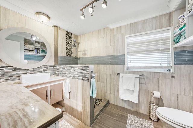 2930 ACLINE ROAD, Punta Gorda, FL 33950