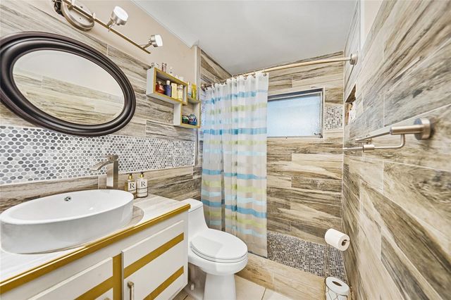 2930 ACLINE ROAD, Punta Gorda, FL 33950