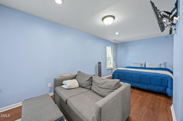 202 Millicent Way, Morrisville, NC 27560