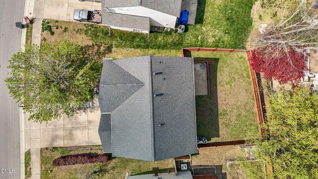 202 Millicent Way, Morrisville, NC 27560