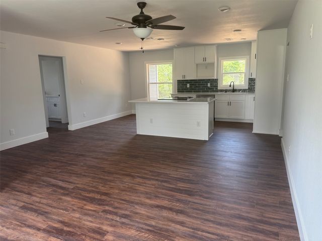 120 Live Oak Drive, Azle, TX 76020