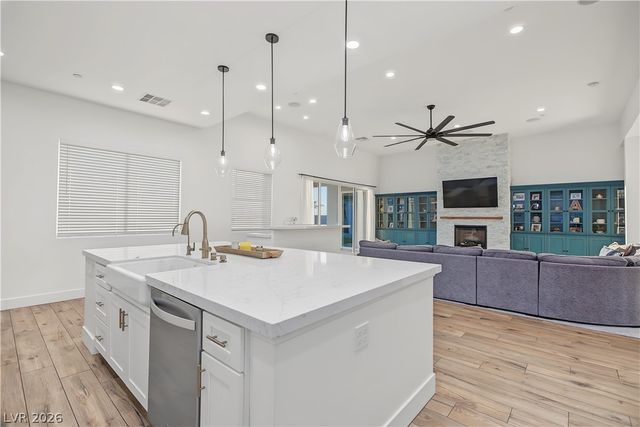 628 North Kiel Street, Henderson, NV 89015