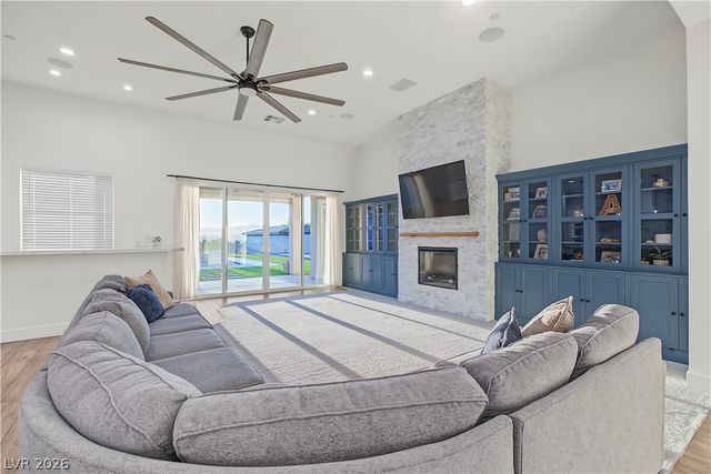628 North Kiel Street, Henderson, NV 89015