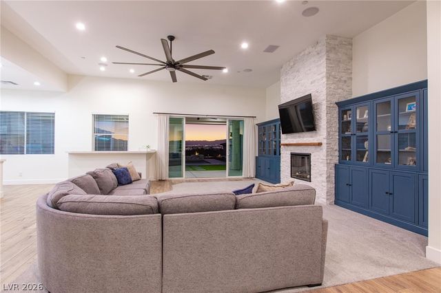 628 North Kiel Street, Henderson, NV 89015