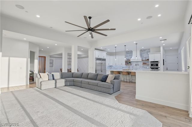 628 North Kiel Street, Henderson, NV 89015