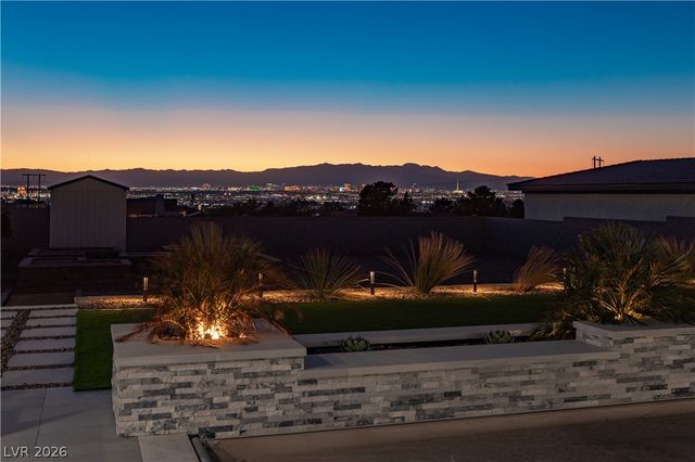 628 North Kiel Street, Henderson, NV 89015
