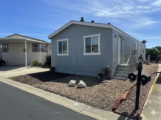 1600 E. Vista Way Space 37, Vista, CA 92084