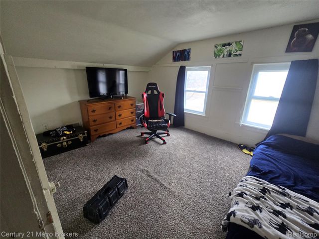 5638 N Lake Road, Marathon Township, MI 48421