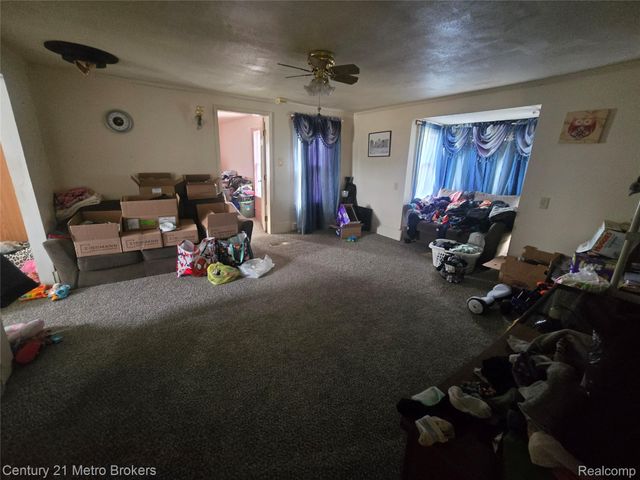 5638 N Lake Road, Marathon Township, MI 48421