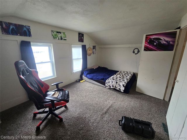 5638 N Lake Road, Marathon Township, MI 48421