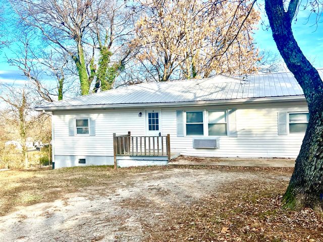 2 Bell Avenue, Rossville, GA 30741