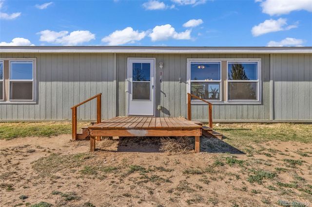 336 Lilac Circle, Lochbuie, CO 80603