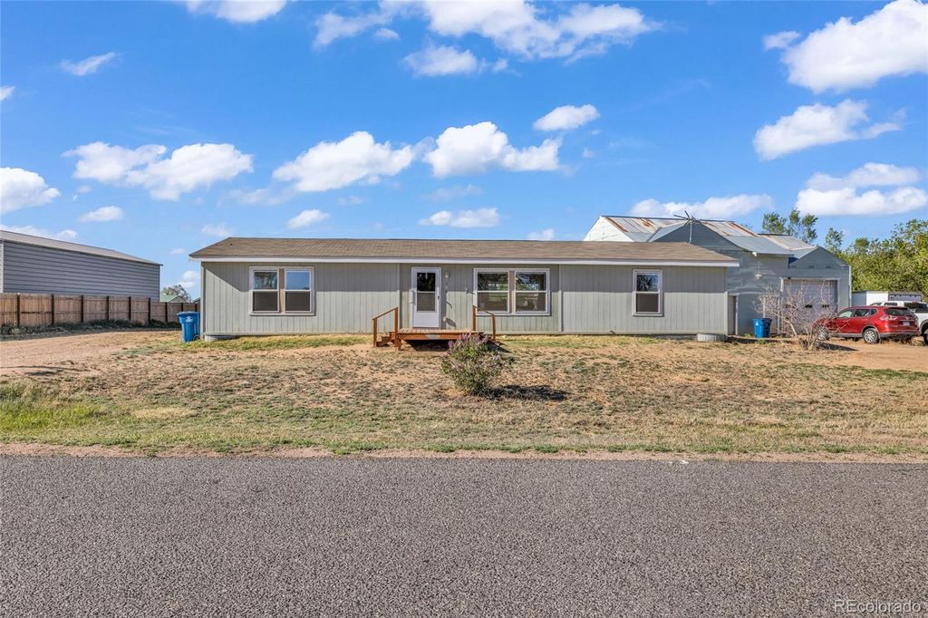 336 Lilac Circle, Lochbuie, CO 80603