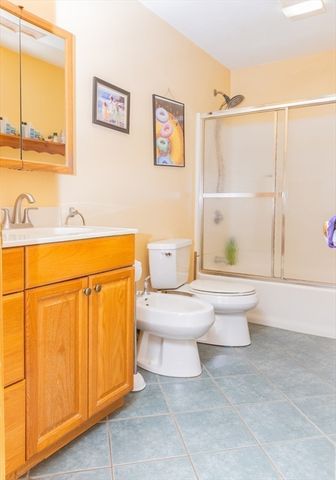 24 Birchwood Ave, Sudbury, MA 01776