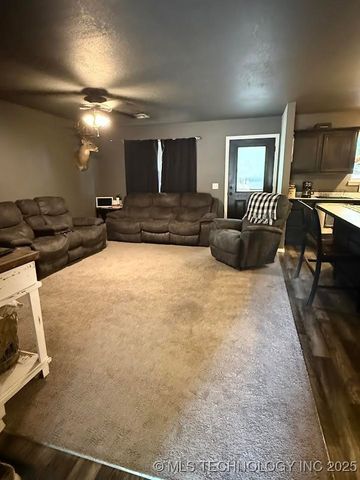 131 BK 800 Road, Stigler, OK 74462