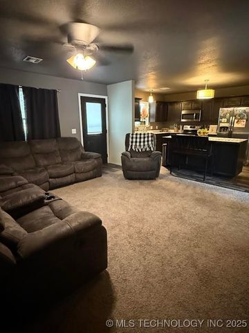 131 BK 800 Road, Stigler, OK 74462