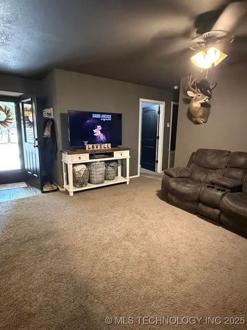 131 BK 800 Road, Stigler, OK 74462