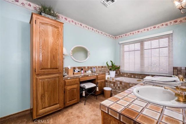 10253 Hopeland, Downey, CA 90241