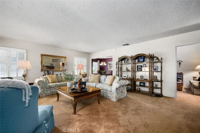 10253 Hopeland, Downey, CA 90241