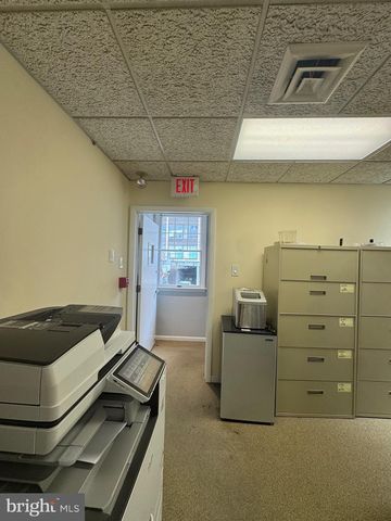 1423 SPRUCE ST, Philadelphia, PA 19102
