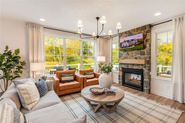 5006 Azalea Drive, Mc Donald, PA 15057