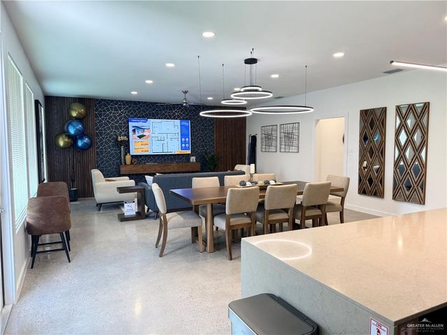 700 Onyx Drive A, Weslaco, TX 78596