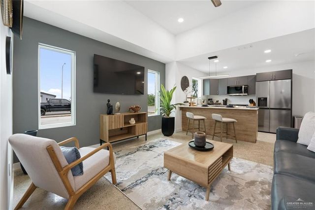 700 Onyx Drive A, Weslaco, TX 78596