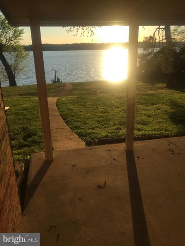 9611 POTOMAC DR, Fort Washington, MD 20744