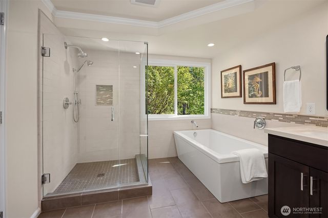 26817 SE 22nd Way, Sammamish, WA 98075