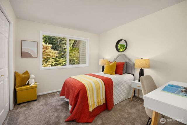 26817 SE 22nd Way, Sammamish, WA 98075