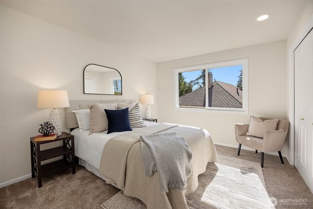 26817 SE 22nd Way, Sammamish, WA 98075