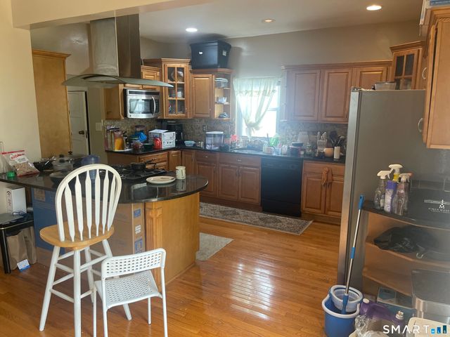 406 Newhall Street, Hamden, CT 06514