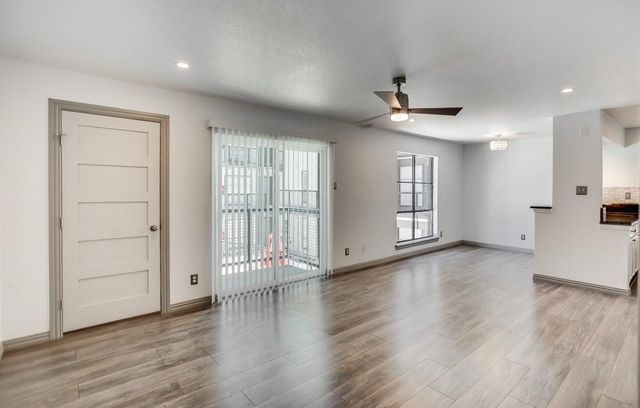 2800 Douglas Avenue 110, Dallas, TX 75219
