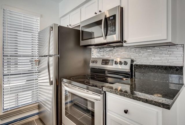 2800 Douglas Avenue 110, Dallas, TX 75219