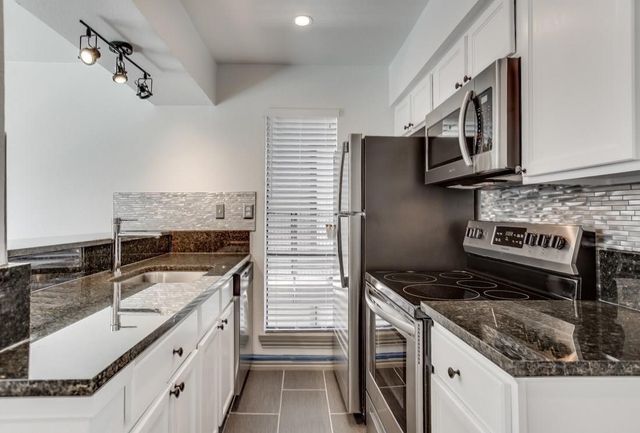 2800 Douglas Avenue 110, Dallas, TX 75219