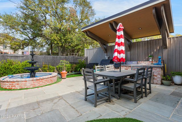 112 Bridge Street, New Iberia, LA 70563