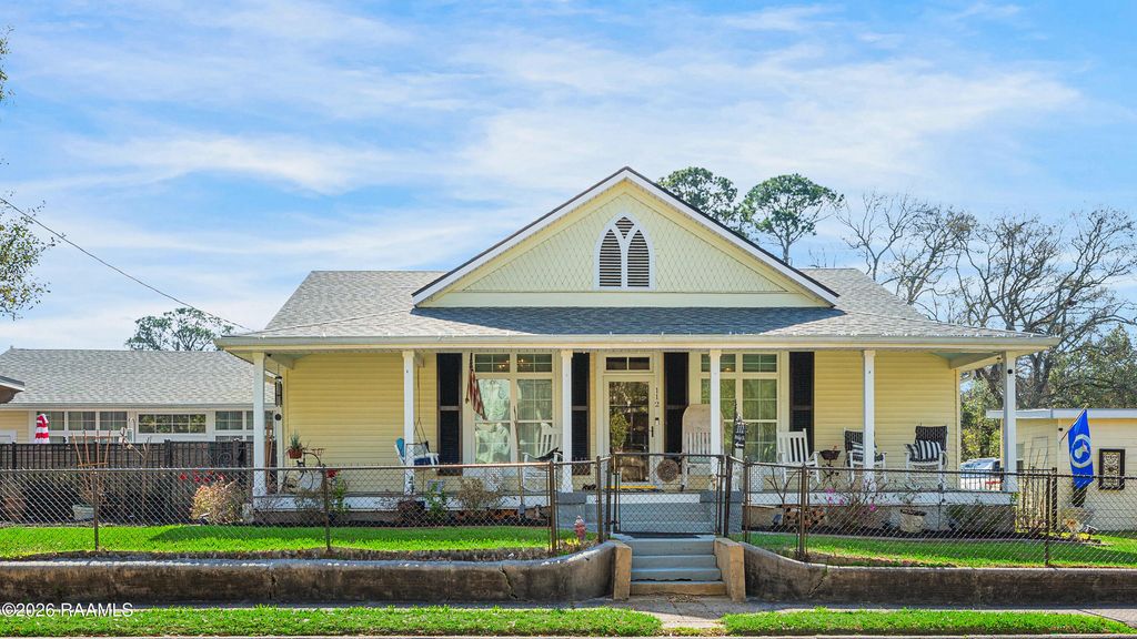 112 Bridge Street, New Iberia, LA 70563