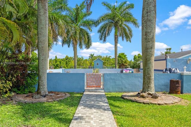 20950 SW 232nd Street, Miami, FL 33170