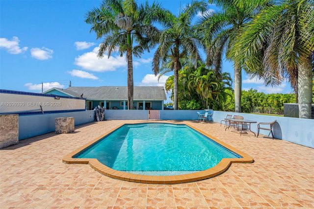 20950 SW 232nd Street, Miami, FL 33170
