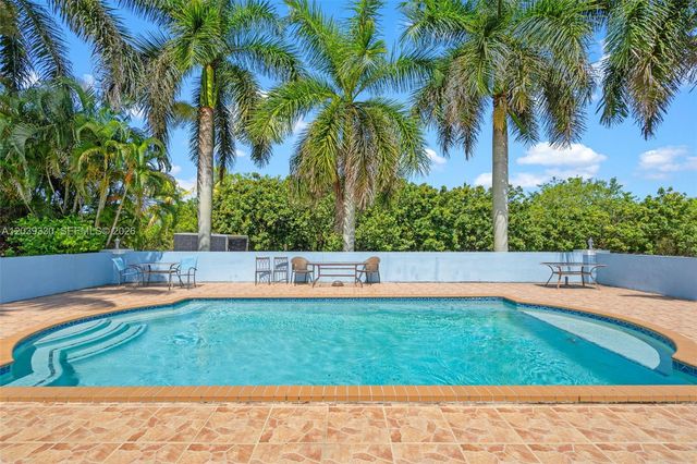 20950 SW 232nd Street, Miami, FL 33170