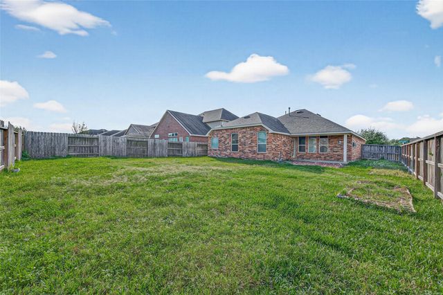 18118 Tucson Bend Drive, Cypress, TX 77429