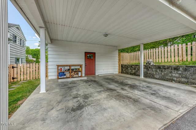 1000 Tulip Street, Johnson City, TN 37601