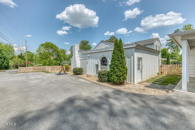 1000 Tulip Street, Johnson City, TN 37601