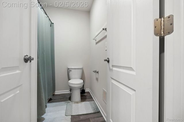 4782 Broomfield Way, Lake Orion Village, MI 48359