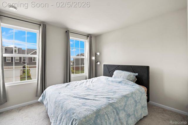 4782 Broomfield Way, Lake Orion Village, MI 48359