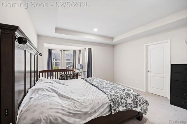 4782 Broomfield Way, Lake Orion Village, MI 48359